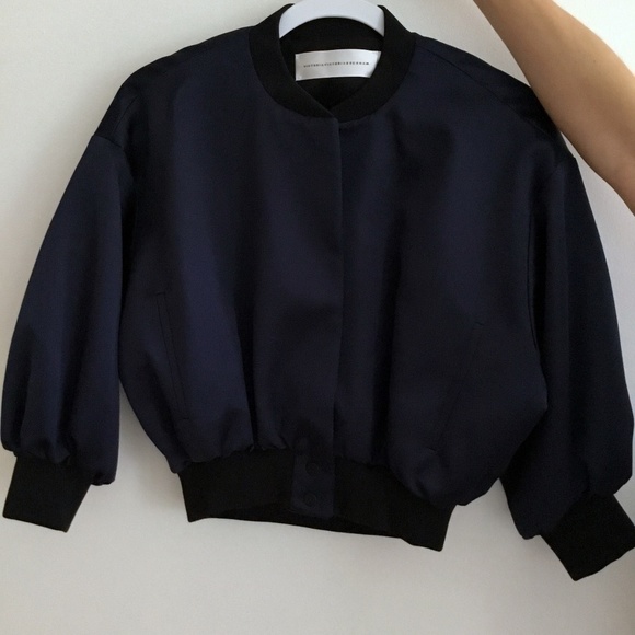 ❌SOLD❌ Victoria Beckham Voluminous Bomber Jacket - Picture 4 of 6